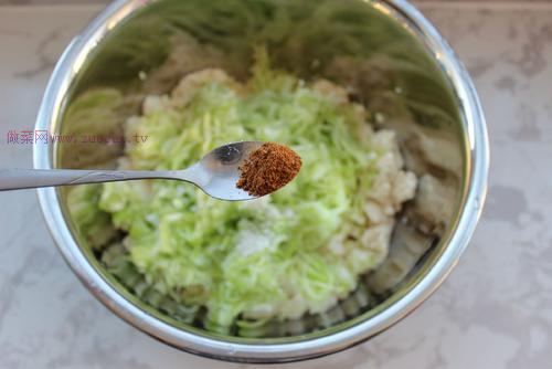 萝卜豆腐丸子的做法
