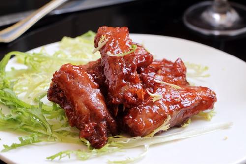 蜜汁叉烧排骨的做法