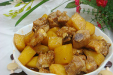 土豆炖排骨