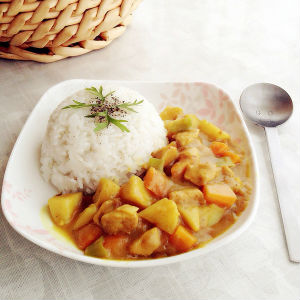 土豆咖喱饭的做法 土豆咖喱饭的热量 土豆咖喱饭的营养价值