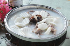 土豆炖排骨