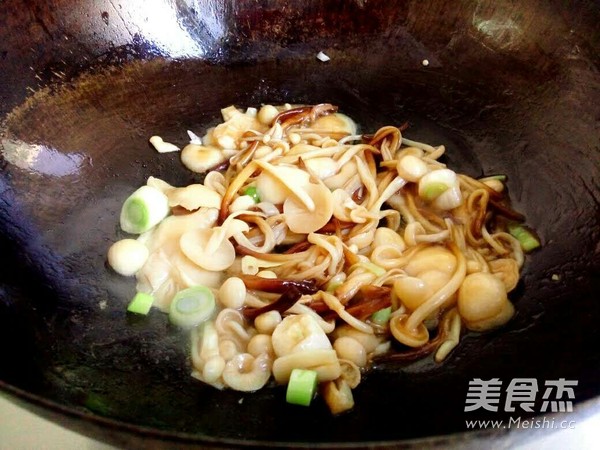 金针菇油麦菜的做法