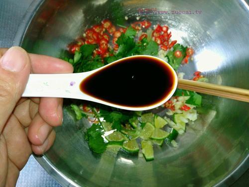 柠檬鸡丝的做法