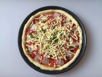 小洋葱培根披萨的做法步骤10