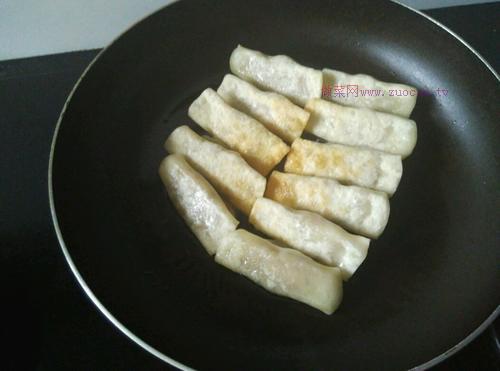 饺子皮锅贴的做法