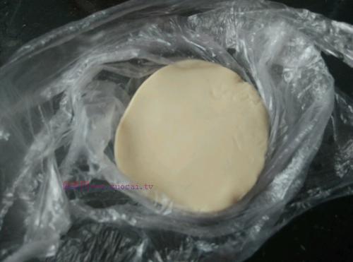 饺子皮锅贴的做法