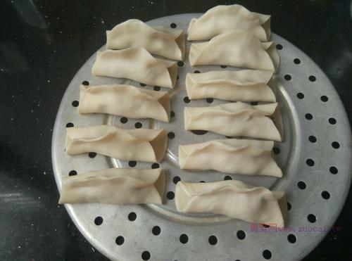 饺子皮锅贴的做法