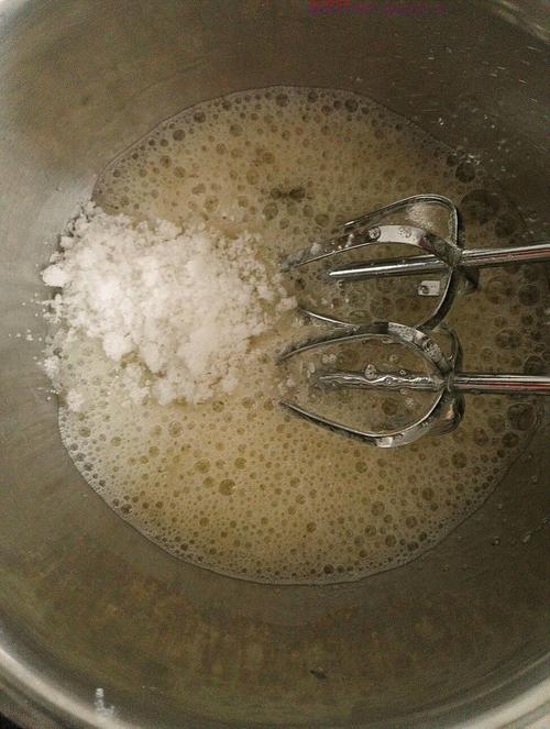 八寸戚风蛋糕的做法