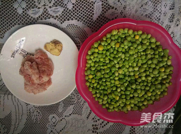 肉末焖豌豆的做法