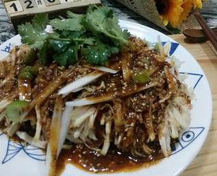 麻辣鸡丝的家常做法