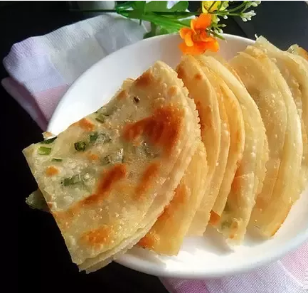 饺子皮葱油酥饼的家常做法