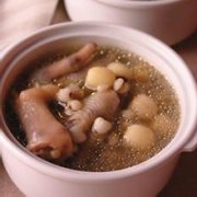 扁豆薏米炖鸡爪的做法